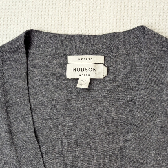 Hudson North 100% Extra Fine Merino Wool Classic Dark Gray Women's Cardigan - Picture 3 of 4